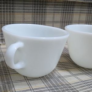{vintage} 2 Pyrex coffee cups